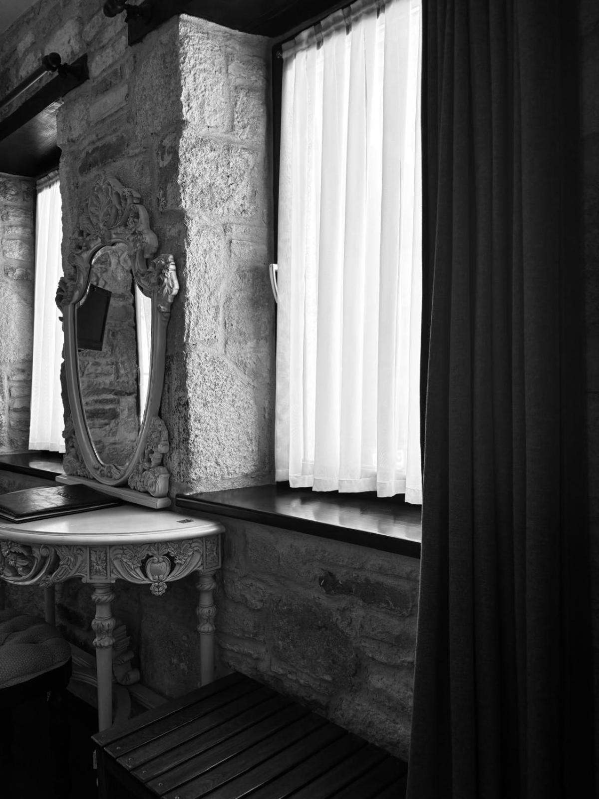 Griffon Hotel Yenifoca Extérieur photo